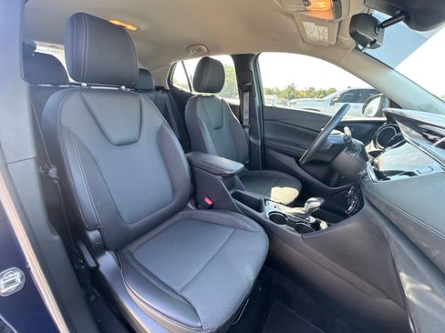 Used 2023 Buick Encore GX Preferred w/ Cold Weather Comfort Package FWD image 32