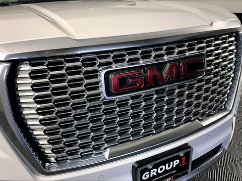 Used 2021 GMC Yukon Denali w/ LPO, Illumination Package image 29