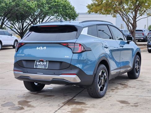 New 2026 Kia Sportage EX image 4