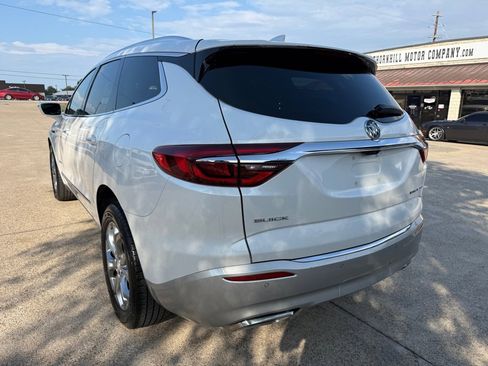 Used 2018 Buick Enclave Avenir w/ Avenir Technology Package image 5