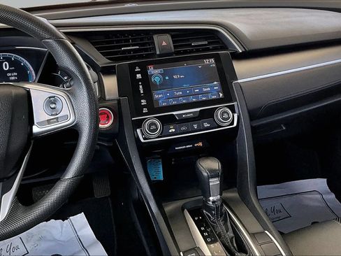 Used 2017 Honda Civic EX image 9
