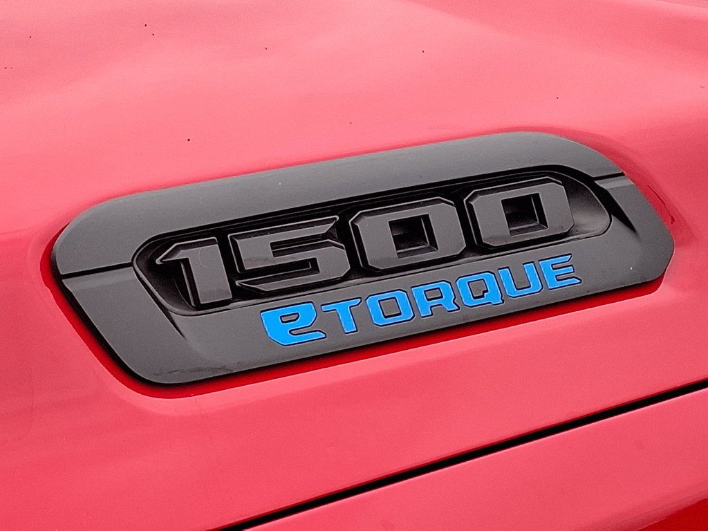 Certified 2024 RAM 1500 Tradesman w/ Night Edition AWD/4WD image 30