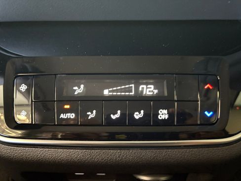 New 2026 Nissan Armada SV image 33