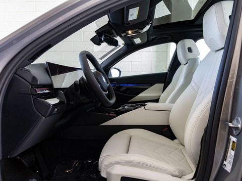 New 2026 BMW 530i w/ Convenience Package image 15