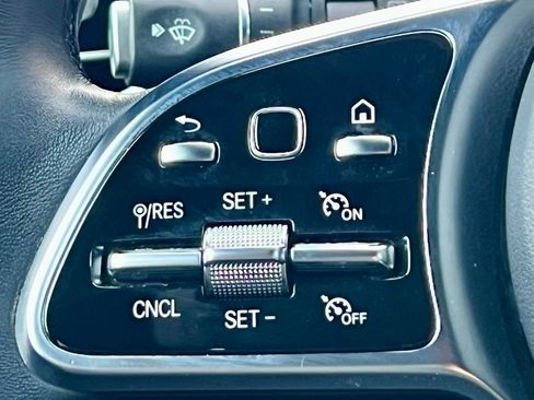 Certified 2022 Mercedes-Benz GLC 300 GLC 300 image 35