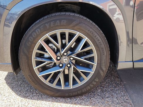 Certified 2025 Lexus TX 350 350 Premium w/ Technology Package image 11