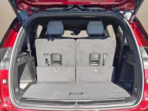 New 2025 Jeep Grand Cherokee L Limited w/ Luxury Tech Group II RWD image 15