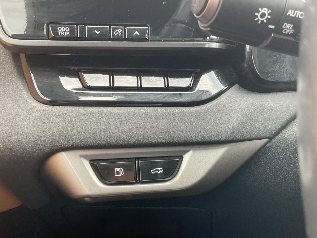 Used 2023 Lexus RX 350 Premium w/ Accessory Package (A2) FWD image 29