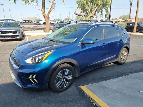 Used 2020 Kia Niro LXS FWD image 7