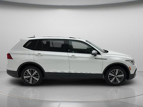 Used 2024 Volkswagen Tiguan Wolfsburg Edition FWD image 3