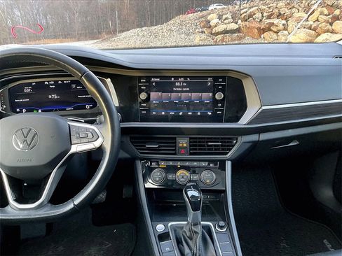 Used 2022 Volkswagen Jetta SEL image 29