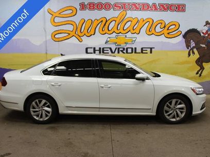 Used 2018 Volkswagen Passat 2.0T SE