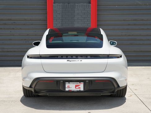 Used 2022 Porsche Taycan 4S AWD/4WD image 11