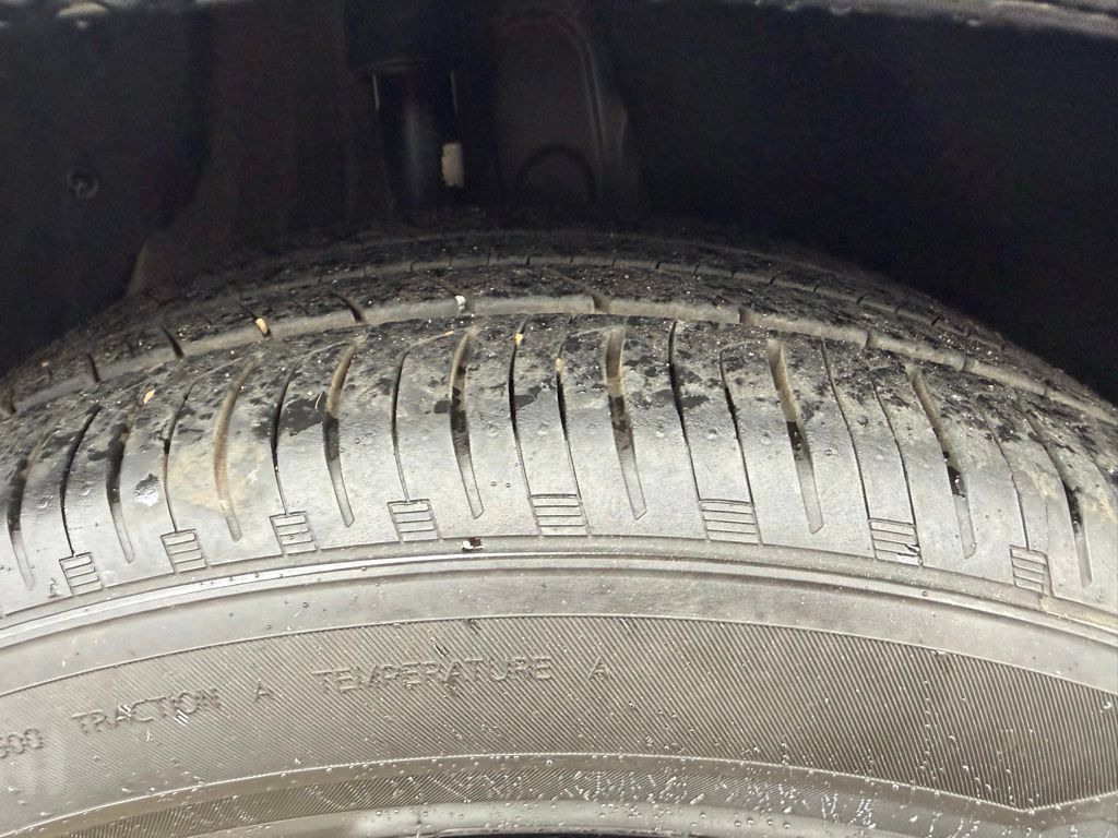 Used 2025 Nissan Altima 2.5 S FWD image 30