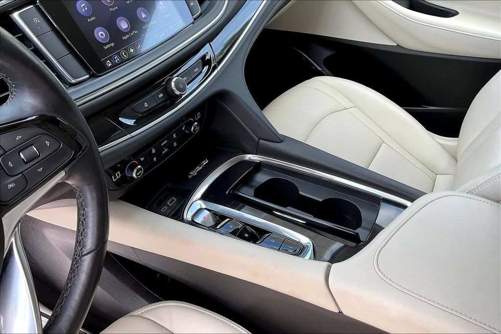 Used 2023 Buick Enclave Essence FWD image 21