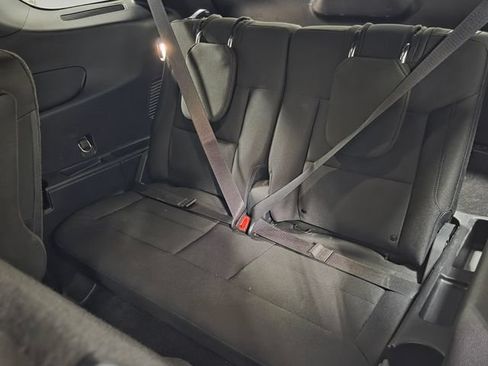 Used 2020 Ford Explorer XLT RWD image 7