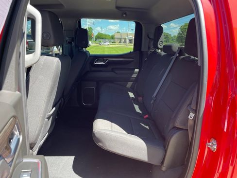 Used 2025 Chevrolet Silverado 1500 LT AWD/4WD image 10
