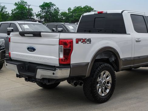 Used 2019 Ford F250 Lariat w/ Chrome Package AWD/4WD image 13