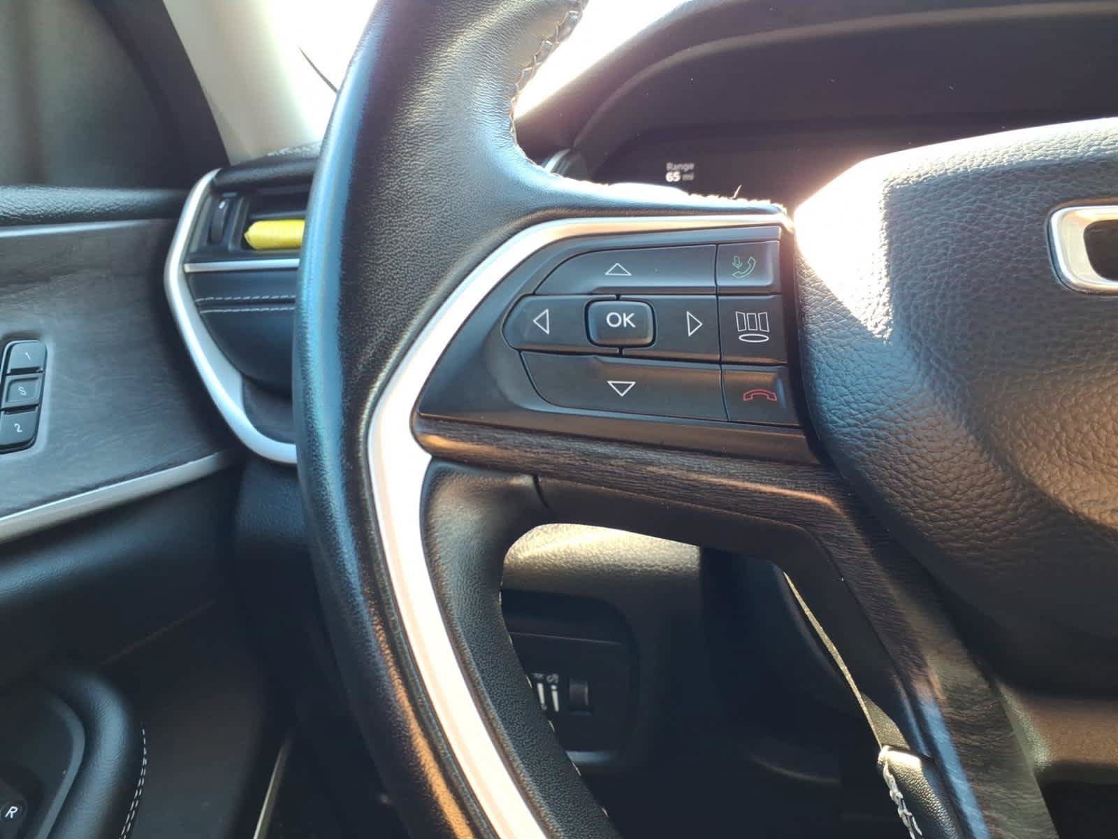Used 2022 Jeep Grand Cherokee Limited AWD/4WD image 22
