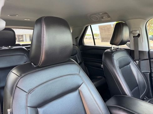 Certified 2023 Ford Explorer XLT w/ Equipment Group 202A RWD image 14