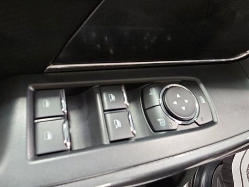 Used 2022 Ford F150 XLT w/ Equipment Group 302A High image 11