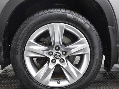 Used 2018 Toyota Highlander image 8