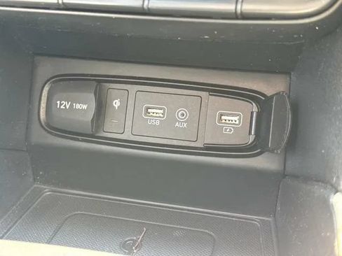 Used 2020 Hyundai Santa Fe SEL w/ Convenience Package FWD image 34