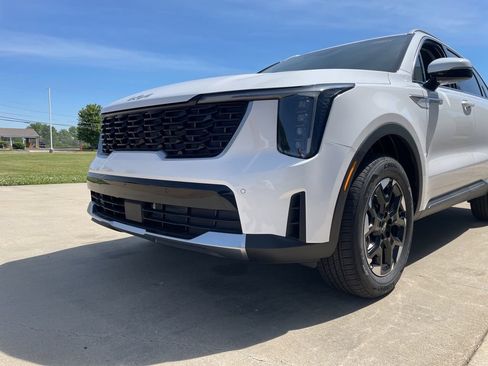 New 2026 Kia Sorento S AWD/4WD image 15