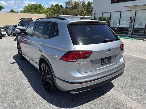 Used 2021 Volkswagen Tiguan SE R-Line image 6