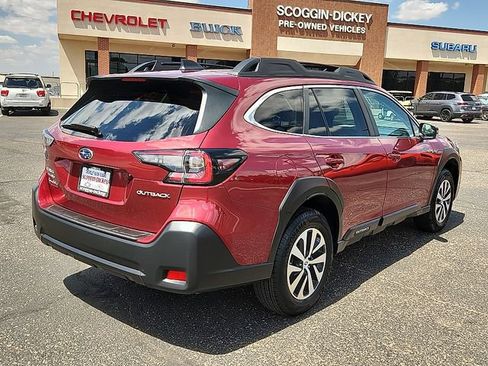 Certified 2025 Subaru Outback Premium w/ Popular Package #1A AWD/4WD image 4