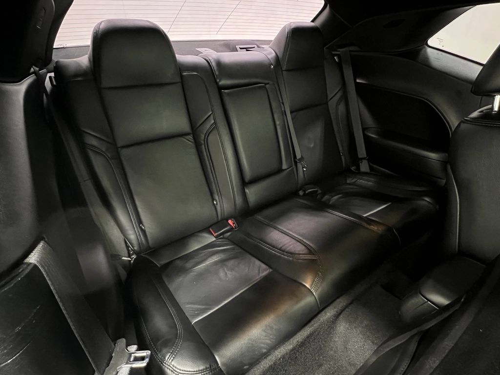 Used 2020 Dodge Challenger GT w/ Driver Convenience Group RWD image 32