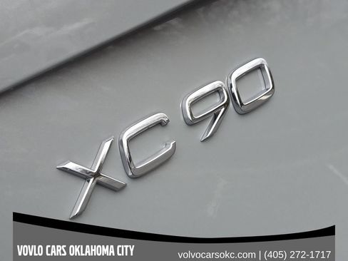 Used 2026 Volvo XC90 B6 Ultra w/ Protection Package AWD/4WD image 11