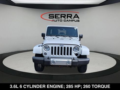 Used 2015 Jeep Wrangler Unlimited Sahara AWD/4WD image 2