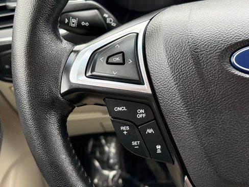 Used 2019 Ford Edge Titanium w/ Cold Weather Package image 34