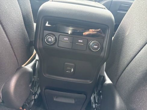 Used 2019 GMC Acadia SLE w/ Driver Alert Package I image 12