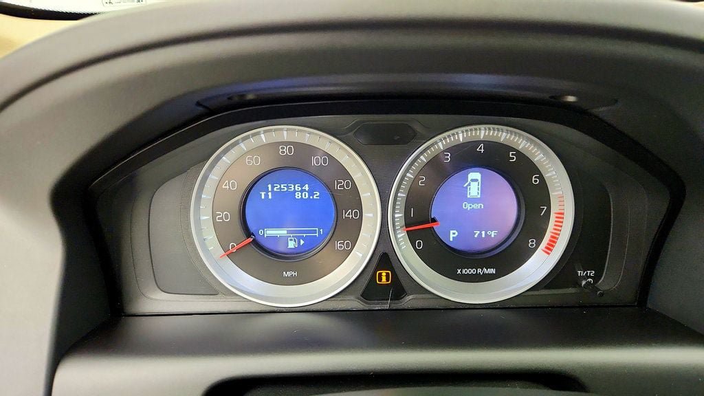Used 2013 Volvo XC60 T6 AWD/4WD image 15