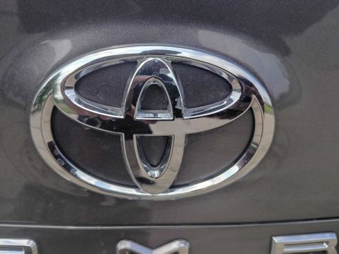 Used 2024 Toyota Camry SE FWD image 18