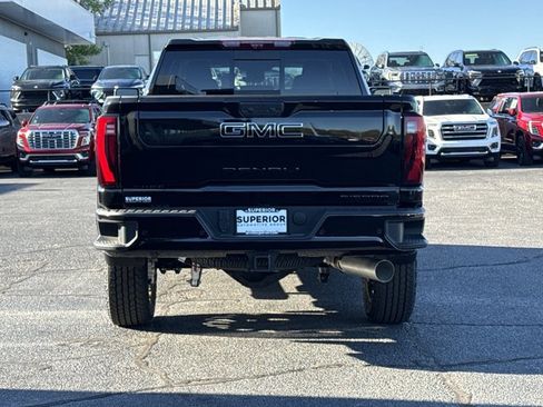 New 2026 GMC Sierra 2500 Denali w/ Denali Reserve Package AWD/4WD image 4