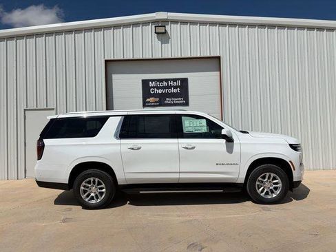 New 2026 Chevrolet Suburban LS RWD image 7