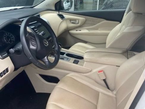 Used 2019 Nissan Murano SL w/ SL Technology Package FWD image 6