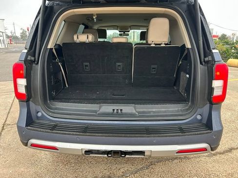 Used 2022 Ford Expedition XLT RWD image 23