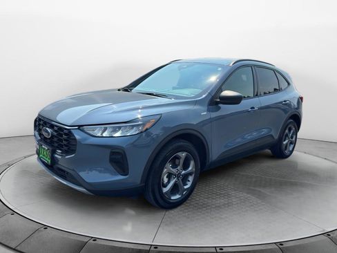 Certified 2026 Ford Escape ST-Line AWD/4WD image 1