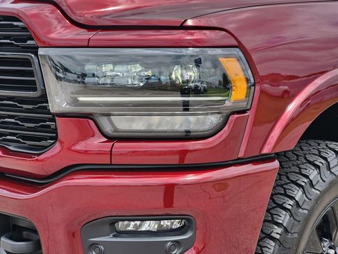 Used 2023 RAM 2500 Limited AWD/4WD image 8