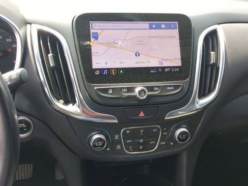 Used 2021 Chevrolet Equinox LT image 19