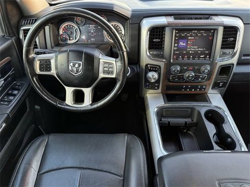 Used 2018 RAM 1500 Laramie w/ Convenience Group image 10