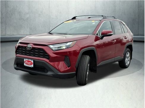 Certified 2022 Toyota RAV4 XLE image 3