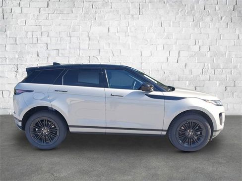 Used 2025 Land Rover Range Rover Evoque S image 4