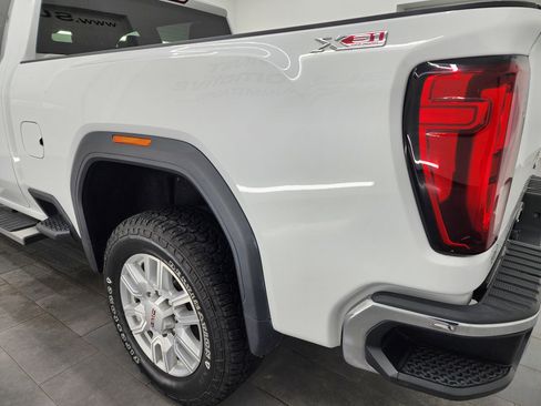 Used 2022 GMC Sierra 2500 SLE w/ SLE Value Package; image 30