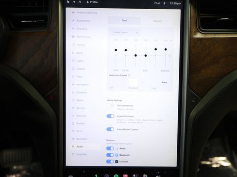 Used 2020 Tesla Model X Long Range AWD/4WD image 75