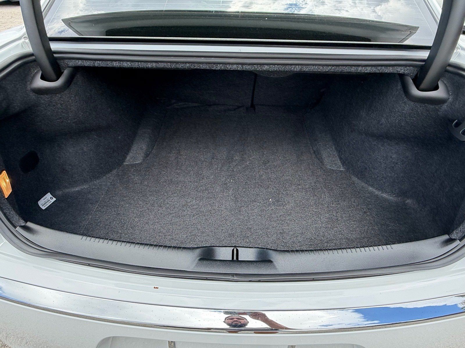 Used 2023 Chrysler 300 Touring RWD image 15